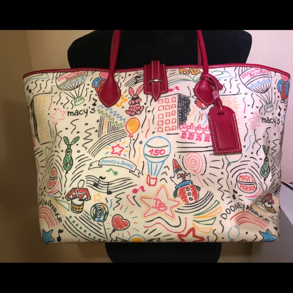 Rare Dooney & Bourke Macy’s Thanksgiving Day tote